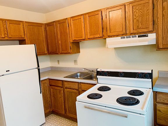 5th image of 9718 W Oklahoma Ave APT 4