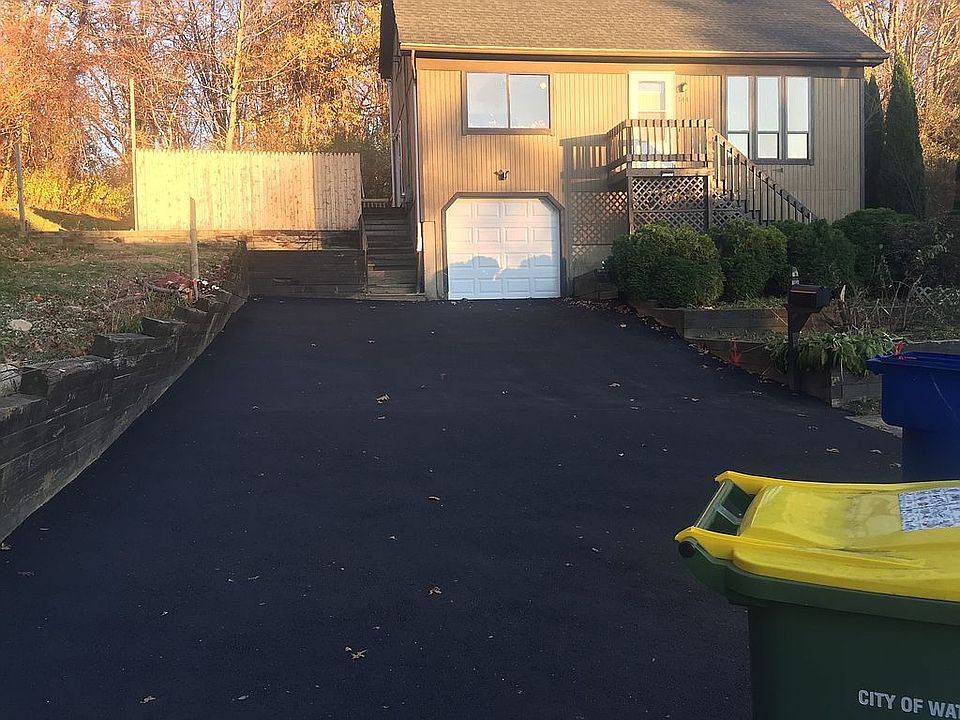 1st image of 144 Kara Dr