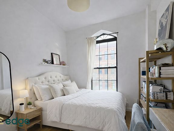 4th image of 167 N 6th St APT 3A