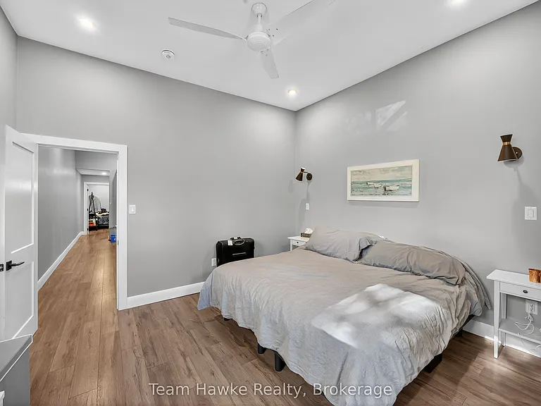 253 King St #2 — Photo 7