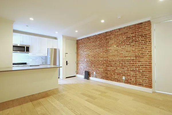 Rented by Abode Residential LLC | media 18