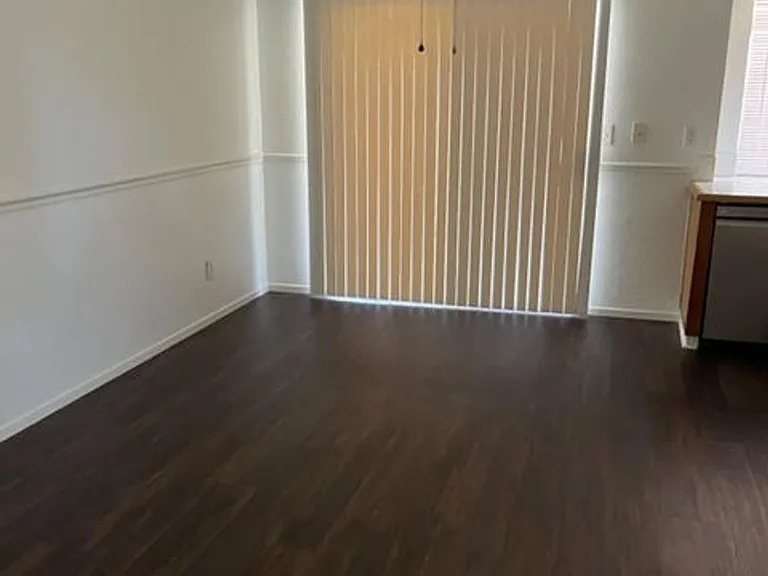 3527 Four Seasons Rd — Photo 3