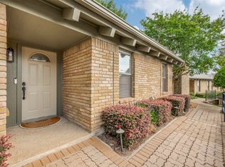 8415 Old Moss Rd, Dallas, TX 75231