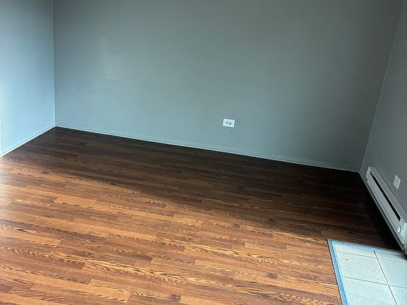 3rd image of 1929 N Green Ln N APT 2B