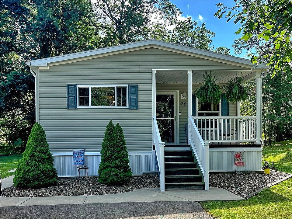 1st image of 26 Oak Ct