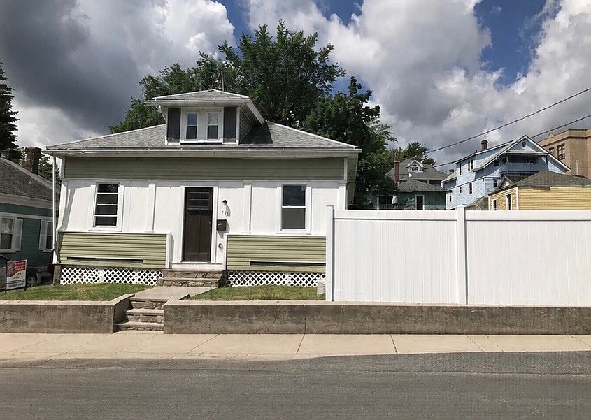 1st image of 178 Harrison Ave