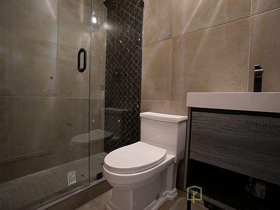 5th image of 59 Graham Ave #4O