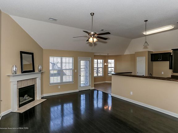 3rd image of 4242 Louden Dr