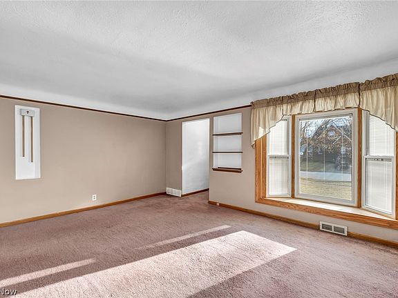 2nd image of 6471 Kerneywood Rd