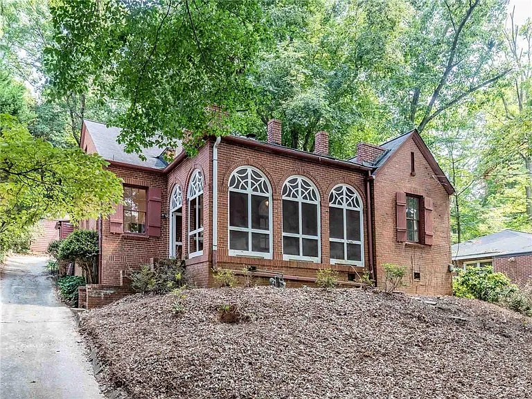 1681 E Clifton Rd NE — Photo 47