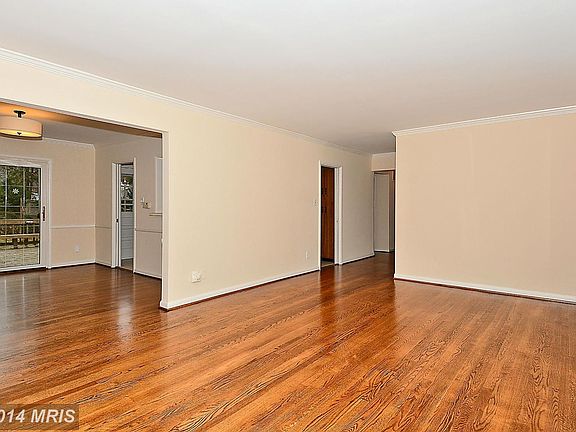 5th image of 524 N Littleton St