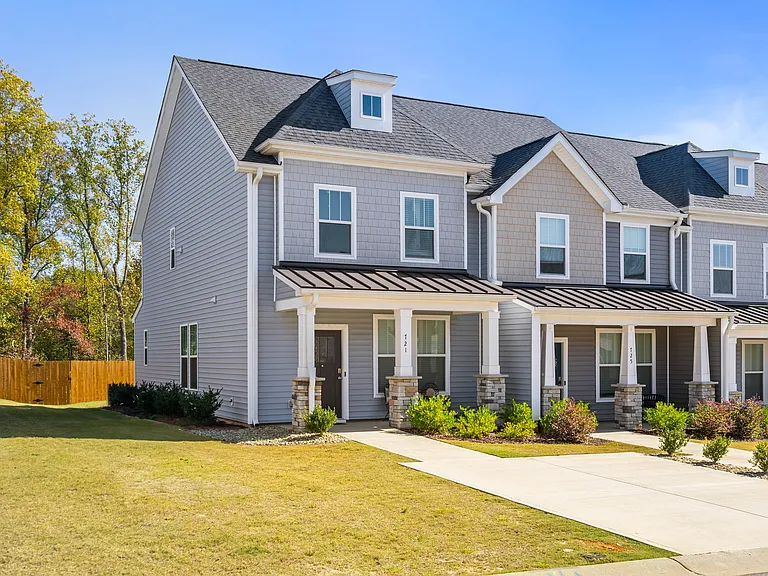Covey Homes Addison Townhomes for Rent in Spartanburg, SC
