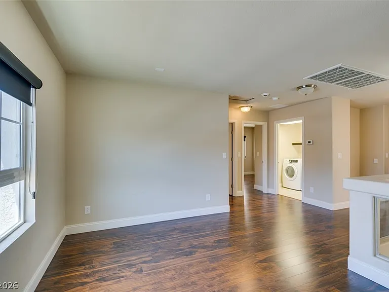 6038 Belvedere Canyon Ave — Photo 22