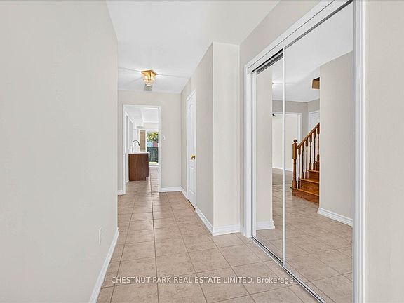 4th image of 241 Banbrooke Cres