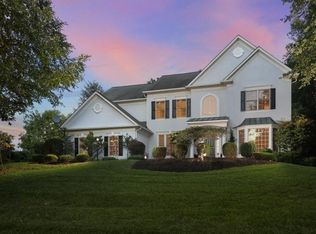143 Top Of The World Way, Green Brook Twp, NJ 08812
