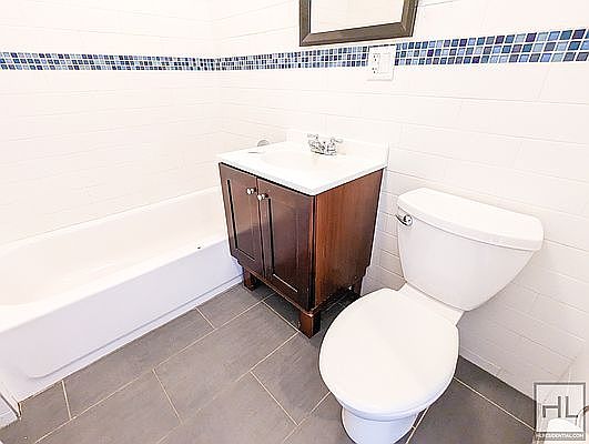 5th image of 1143 De Kalb Ave #2G