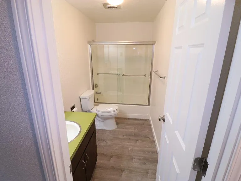 485 S 49th Pl — Photo 8