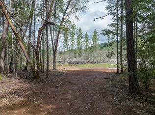 234 Lurline Ln, Cave Junction, OR 97523