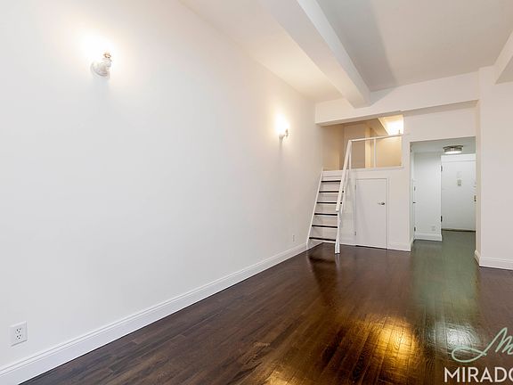2nd image of 43 W 16th St #8G
