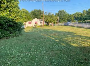 807 Ashton St, Ravenswood, WV 26164