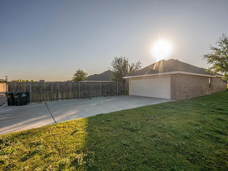 5920 Llano Ct — Photo 21