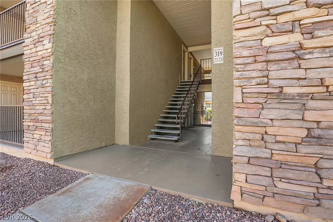 1 bed, 1.0 bath, 700 sqft, $1,175 — Photo 4