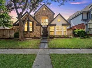 9001 Saddlehorn Dr, Irving, TX 75063