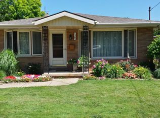 1303 Marion Ave, Saint Joseph, MI 49085