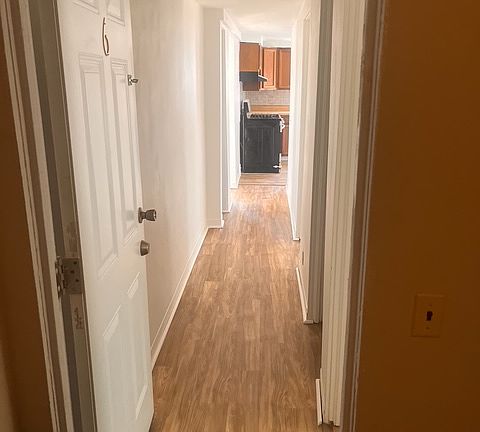 4th image of 10 Norton Dr #2