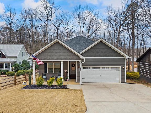 2nd image of 738 Normandy Trl