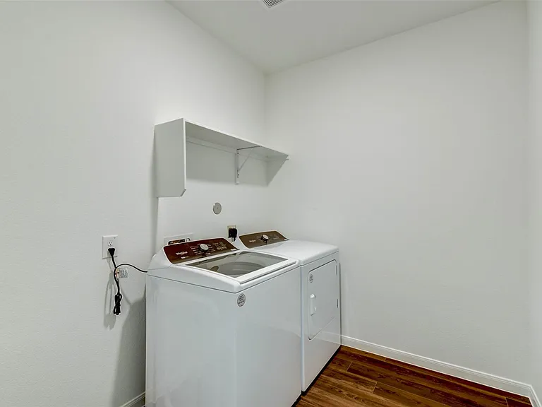 25821 Hedgerow Dr — Photo 41