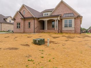 132 Augusta Trl, Springfield, TN 37172