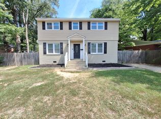 4 Fern Dr, Newport News, VA 23606