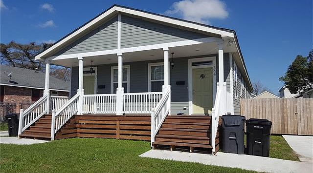 1st image of 2733 Gladiolus St