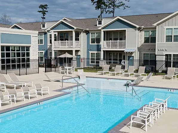 Retreat at River Chase Apartments