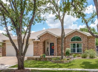 7528 Deerlodge Trl, Fort Worth, TX 76137