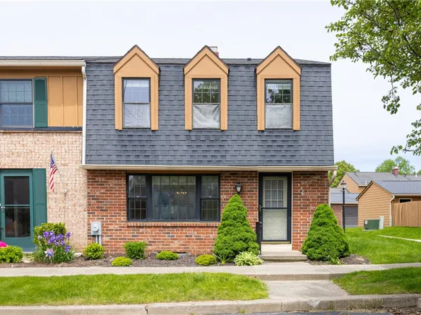 24 Georgetown Ln, Fairport, NY 14450