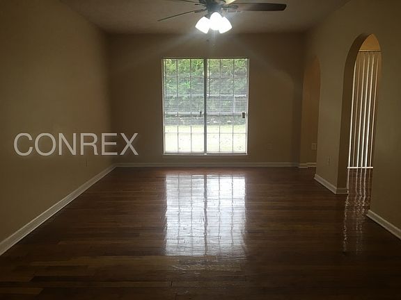 2nd image of 600 Glade Park Dr