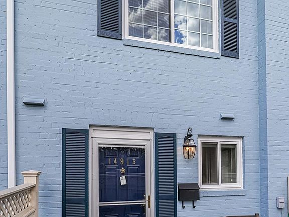 4th image of 1491 N Van Dorn St #B