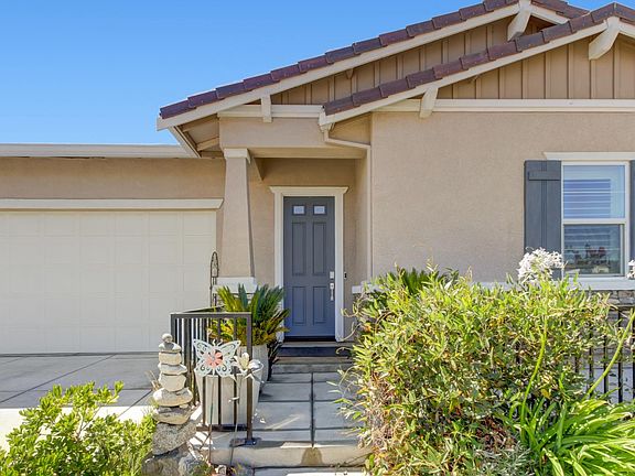 3rd image of 2752 Brookshire Cir