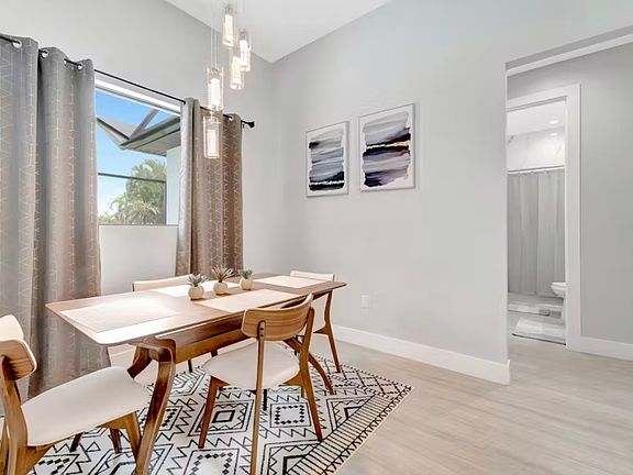 4th image of 3222 SW Santa Barbara Pl
