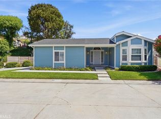 20147 Crestview Dr, Santa Clarita, CA 91351