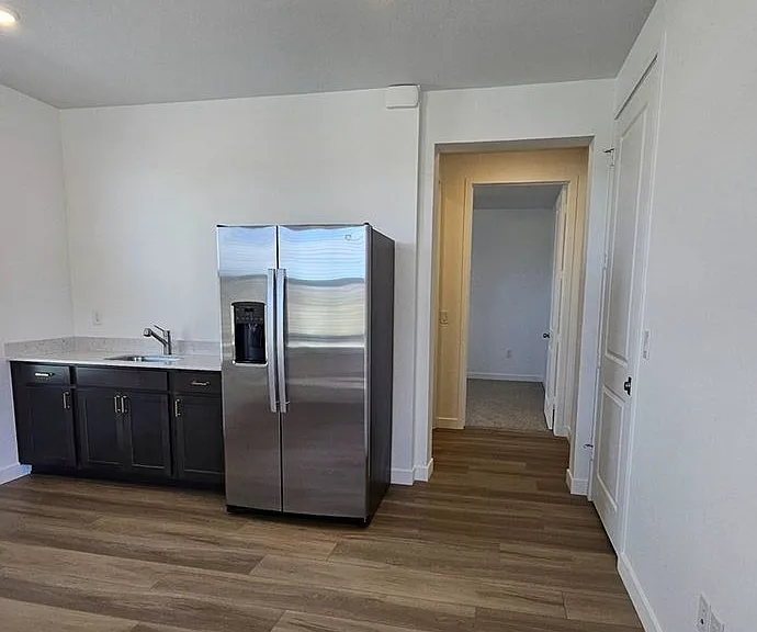 4664 Windmill Dr — Photo 7