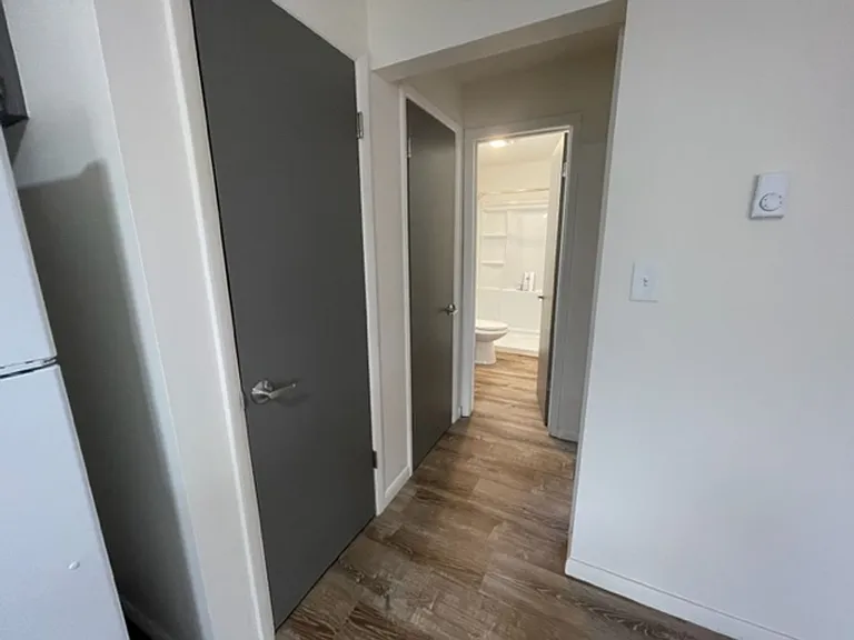 725 N 2nd St — Photo 9