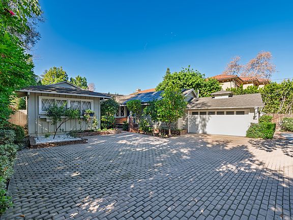 5th image of 4539 Hayvenhurst Ave