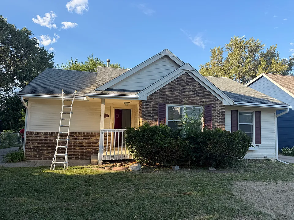 5005 Tamara Ln