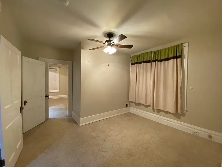 223 Lehigh Ave — Photo 15