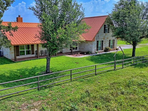 202 County Road 3470, Paradise, TX 76073