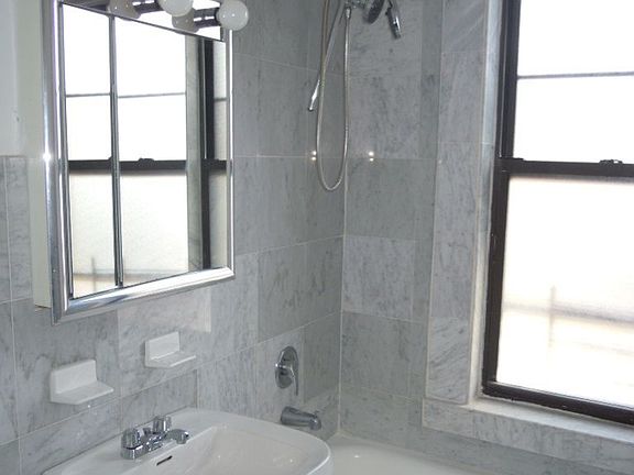 5th image of 250 W 85th St #11GG