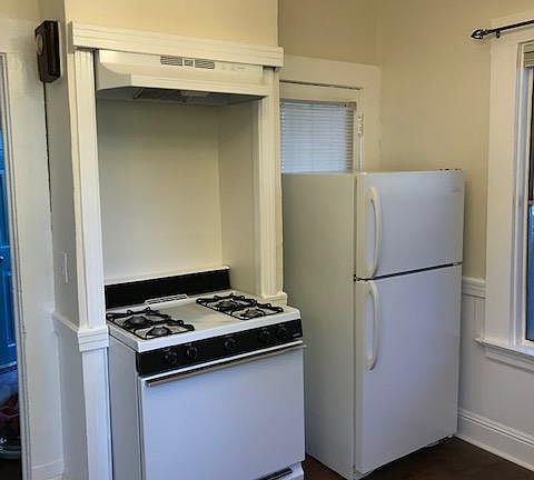 2nd image of 4103 22nd St APT B